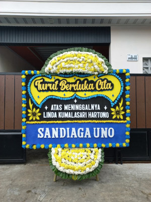 Papan Bunga Duka di Batu Layan